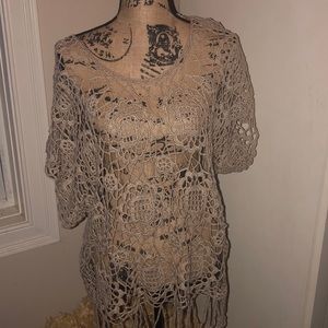 NWOT beige sweater. Perfect with cami! Sz XL